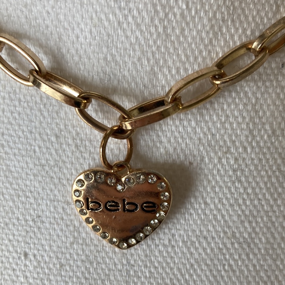 Bebe Goldtone Necklace Heart with Crystal Accents Chunky chain